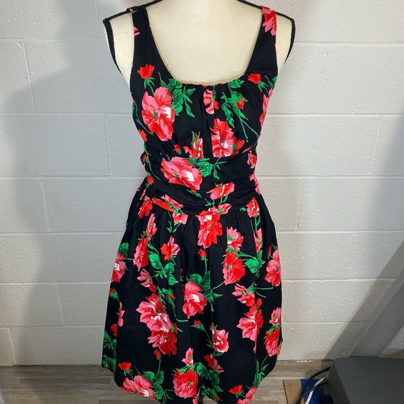 Voodoo Vixen Floral Black & Red Floral Swing Dress - Picture 4 of 10